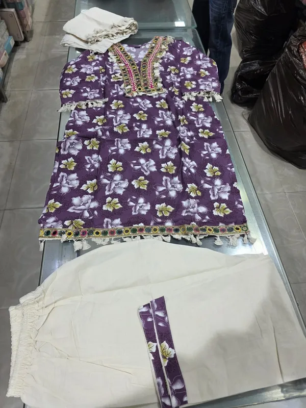 Purple_Floral_Embroidered_Cotton_Suit_Set_With_White_Dupatta