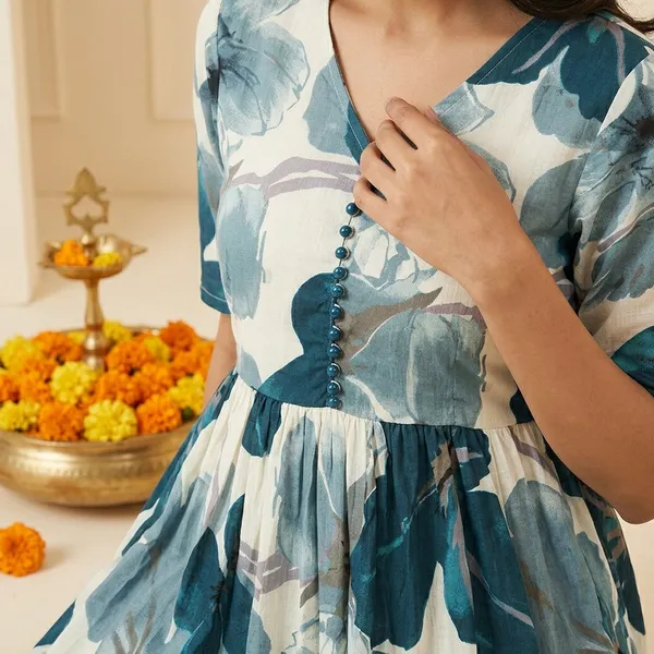 Blue_Floral_Printed_Maxi_Dress_With_Puff_Sleeves_And_Belt