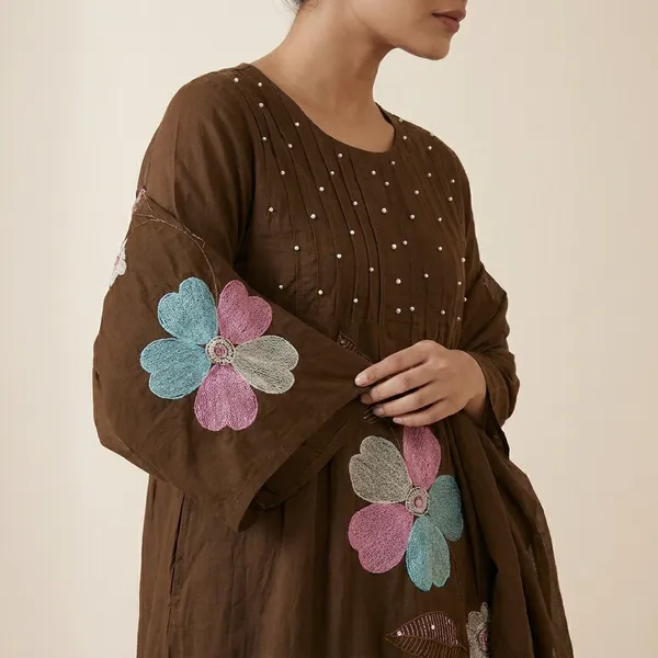 Brown_Premium_And_Elegant_Embroidered_Kurti