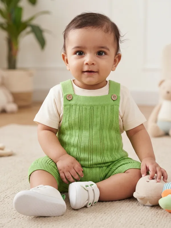 Unisex_Organic_Cotton_Romper_With_Shoulder_Strap_And_Crotch_Opening