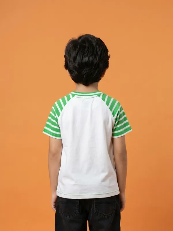 Boys_Organic_Cotton_Single_Jersey_Short_Sleeve_Mashroom_Print_T_Shirt_White