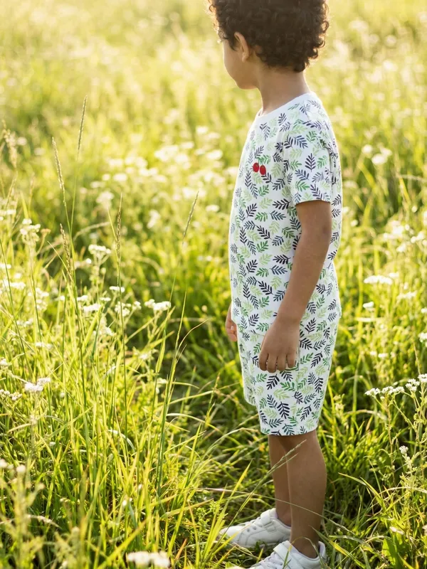 Boys_Organic_Cotton_Single_Jersey_Short_Sleeve_Leaf_All_Over_Print_T_Shirt_And_Shorts_Set_White