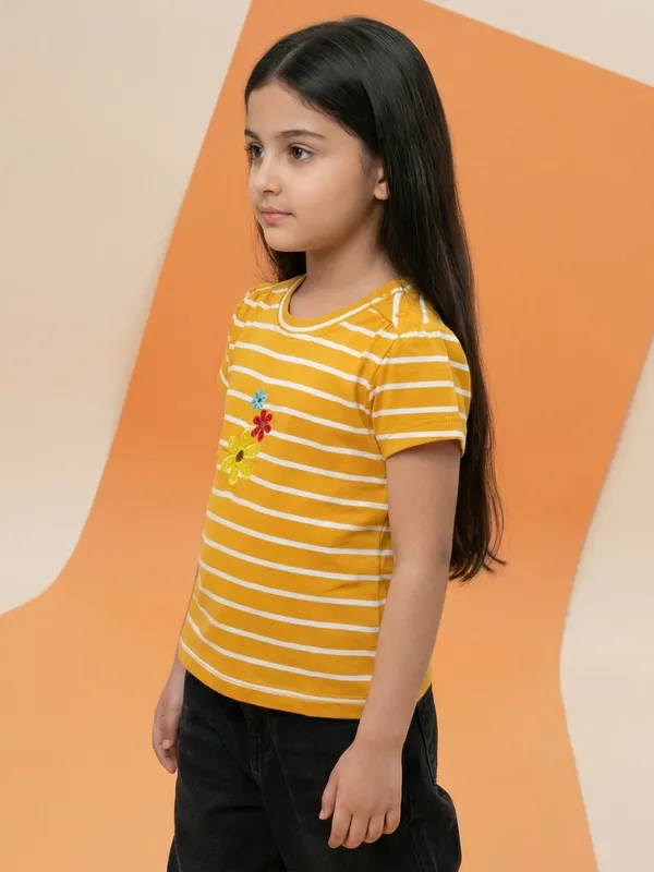 Girls_Organic_Cotton_Interlock_Short_Sleeve_Flowers_Applique_Top_Yellow