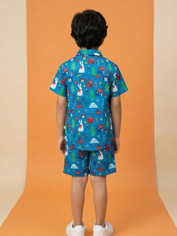 Unisex_Organic_Cotton_Twill_Short_Sleev_Solid_Shirt_And_Shorts_Blue