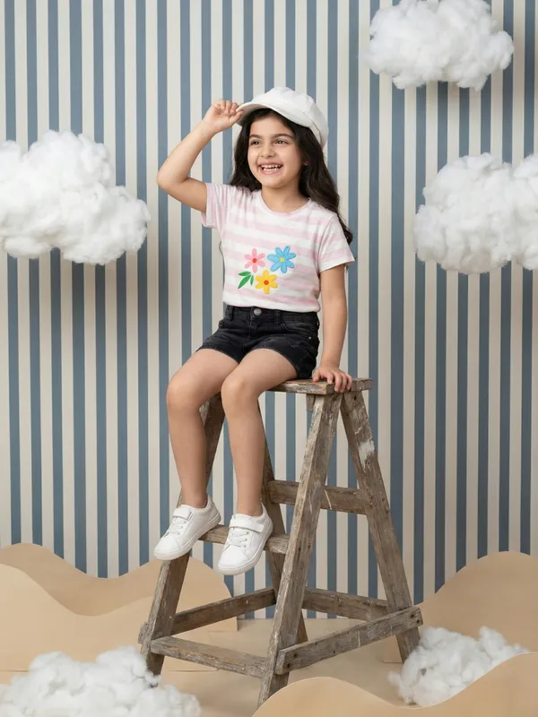 Girls_Organic_Cotton_Single_Jersey_Short_Sleev_Flower_Embroidered_Top_Pink