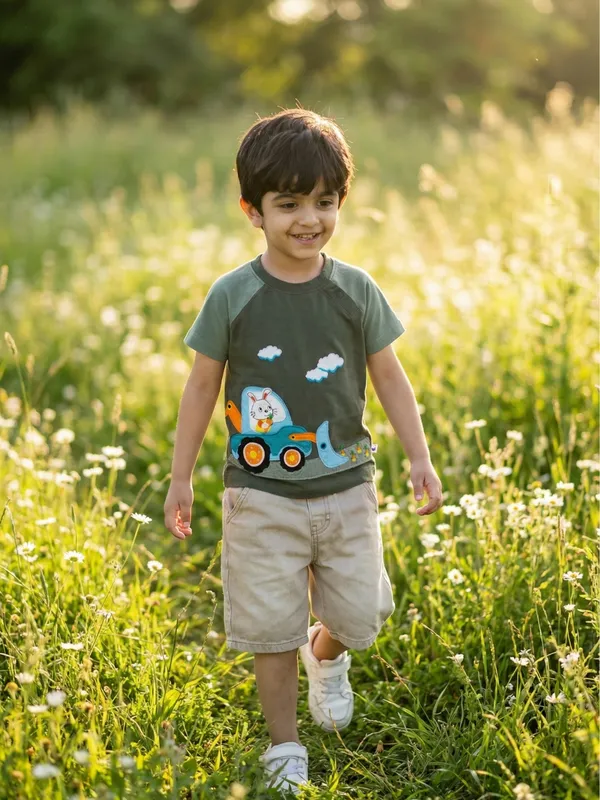 Boys_Organic_Cotton_Lycra_Jersey_Short_Sleev_Carrot_Crane_Applique_T_Shirt