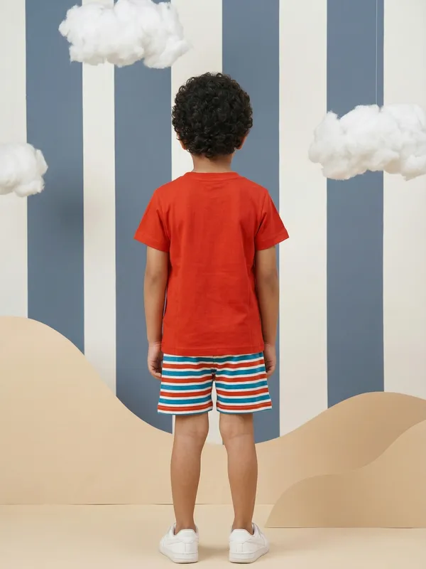 Boys_Organic_Cotton_Single_Jersey_Short_Sleeve_Xo_Game_Applique_T_Shirt_And_Shorts_Set_Red