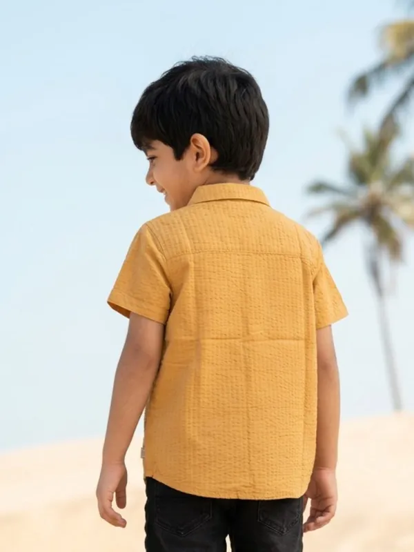 Boys_Organic_Cotton_Seer_Sucker_Short_Sleeve_Boat_Embroidered_Applique_Shirt_Yellow