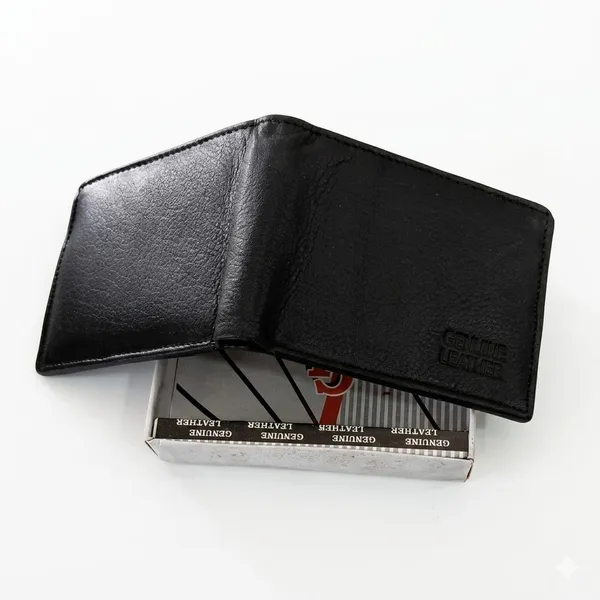 Black_Genuine_Leather_Bifold_Wallet_For_Daily_Use