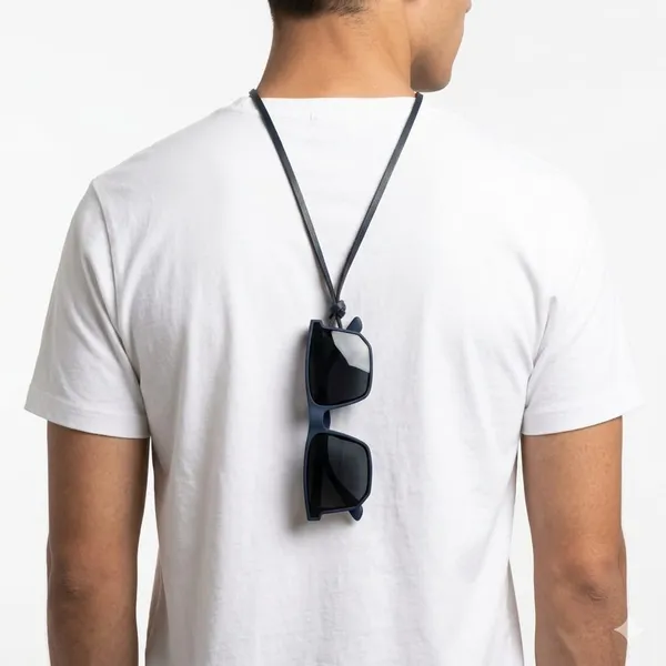 Black_Polycarbonate_Foldable_Sunglasses_For_Travel