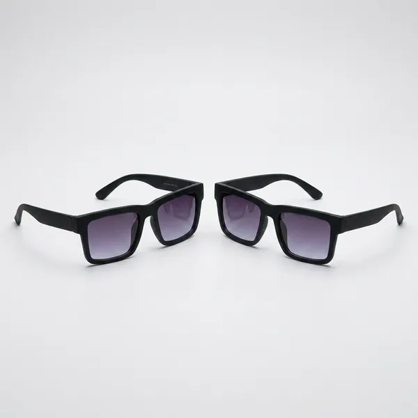 Black_Polycarbonate_Square_Sunglasses_For_Daily_Wear