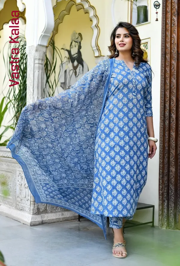 Blue_Poly_Rayon_Flared_Floral_Print_Kurta_Set_For_Women