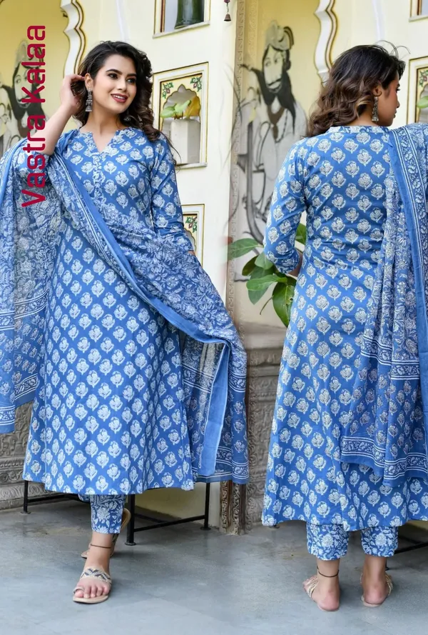 Blue_Poly_Rayon_Flared_Floral_Print_Kurta_Set_For_Women