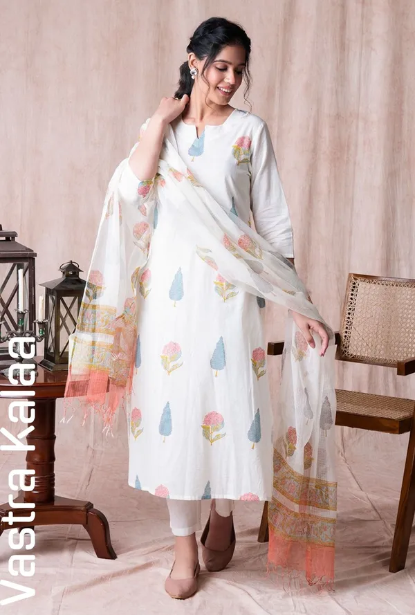 White_Poly_Rayon_A-Line_Floral_Print_Kurta_Set_For_Women