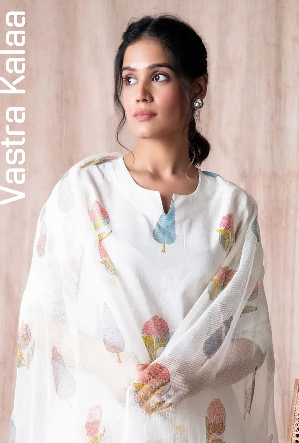 White_Poly_Rayon_A-Line_Floral_Print_Kurta_Set_For_Women