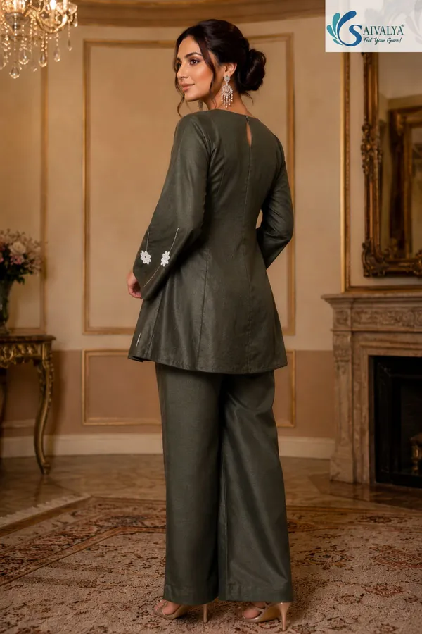 Olive_Élan_Floral_Embroidered_Co-ord_Set