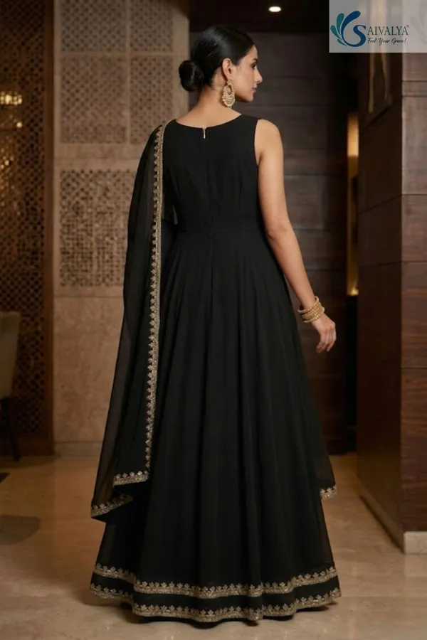 Saivalya_Nooré_Black_Anarkali_Set