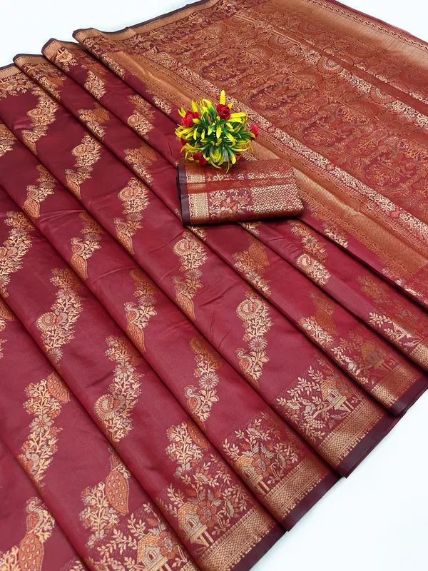 Banarasi_Silk_Saree_With_Golden_Zari_Work_Maroon