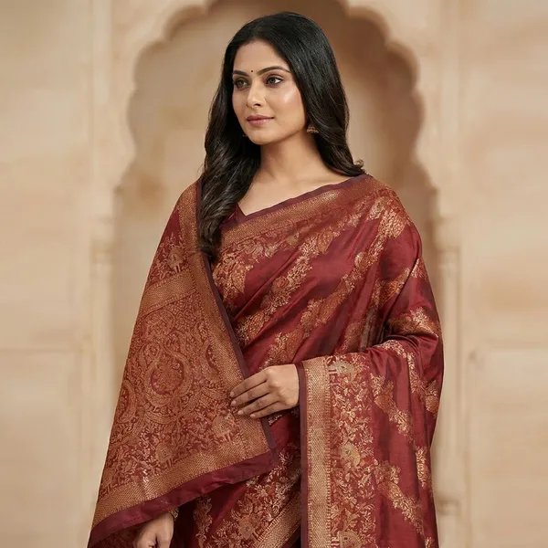 Banarasi_Silk_Saree_With_Golden_Zari_Work_Maroon