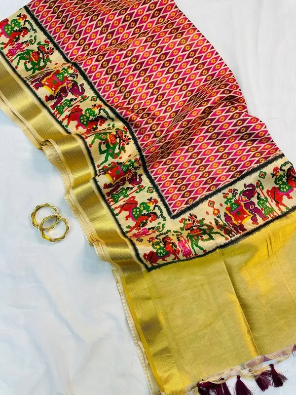 Rutexa_Fashion_Geometric_Print_Printed_Woven_Patola_Tussar_Silk_Saree_Yellow
