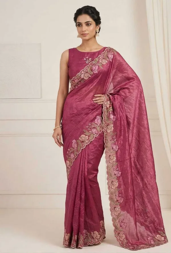 Gold_Crush_Flower_Print_Saree_For_Women