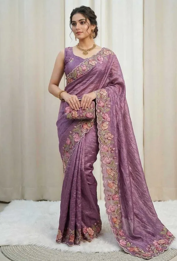 Rutexafashion_Printed_Floral_Print_Animal_Print_Paisley_Jamdani_Cotton_Blend_Saree_Purple