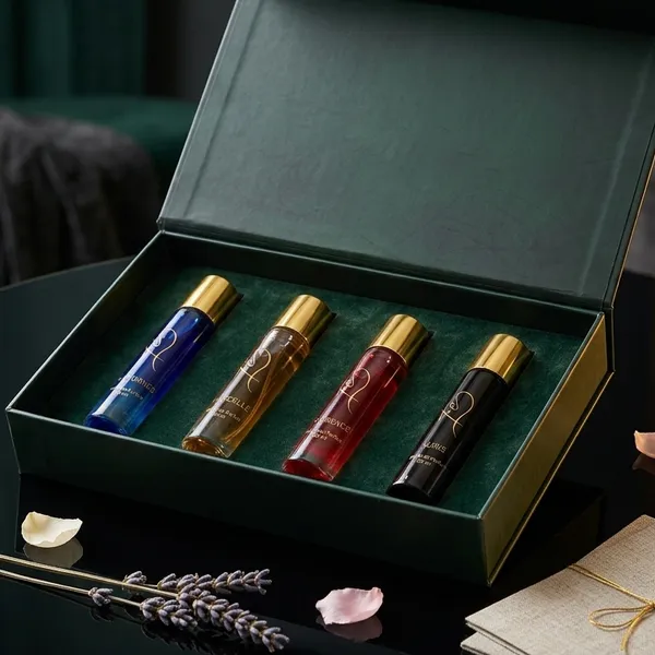 Amber_Floral_Oud_Musk_Eau_De_Parfum_Gift_Set_4Pc