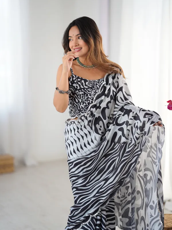 Black_And_White_Pure_Chinon_Digital_Print_Saree_With_Mirror_Work_Scallop_Border_For_Women