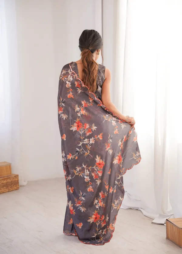 Black_And_Peach_Pure_Chinon_Digital_Print_Saree_With_Mirror_Work_Scallop_Border_For_Women
