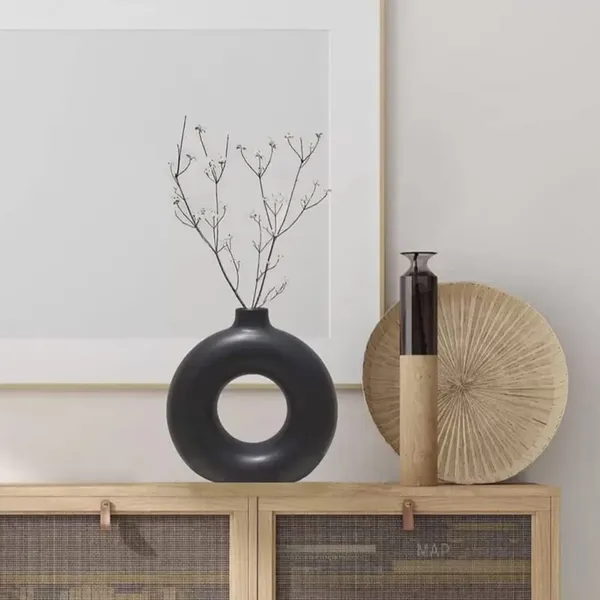 Handcrafted_Ceramic_Round_Vase_Donut_Ceramic_Pot_And_Vase_Handcrafted_Round_Shaped_Flower_Vase_Modern_Vase_Home_Decor_Centrepiece_Black