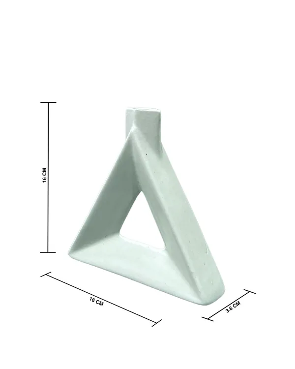 Nest_Room_Ceramic_Triangle_Vase_Flower_Vase_Triangle_Shaped_Vase_Home_Decor_Centrepiece_Decor_Showpiece_Office_Desk_Flower_Pampas_Grass_Vase