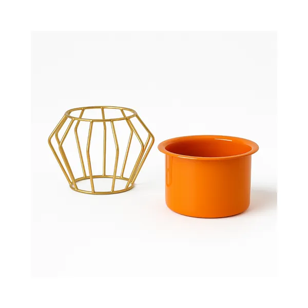 Gold_Wire_Planter_With_Orange_Ceramic_Pot