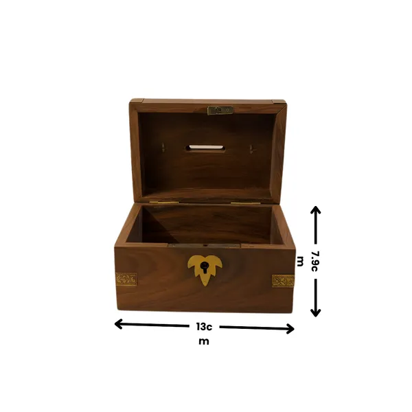 Handcrafted_Wooden_Keepsake_Box_With_Brass_Lock
