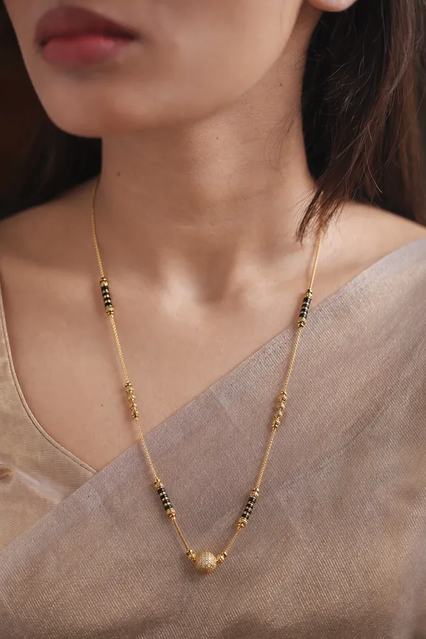 Gold_Alloy_And_Black_Beads_Mangalsutra_Necklace_For_Women