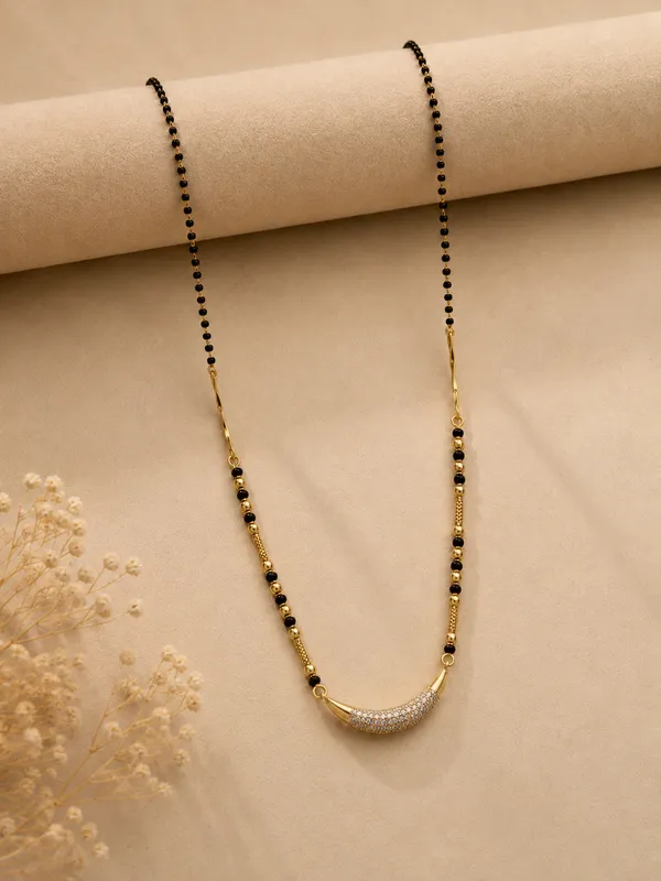 Gold_Alloy_With_Black_Beads_Mangalsutra_Necklace_For_Women