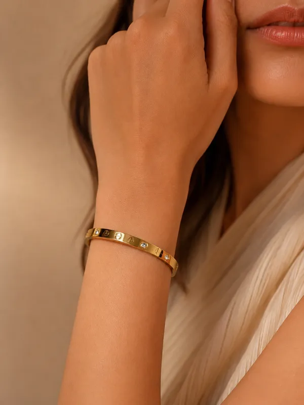 Gold_Stainless_Steel_Bangle_Bracelet_For_Women
