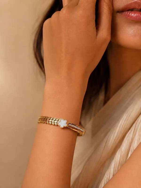 Gold_Stainless_Steel_Bangle_Bracelet_For_Women