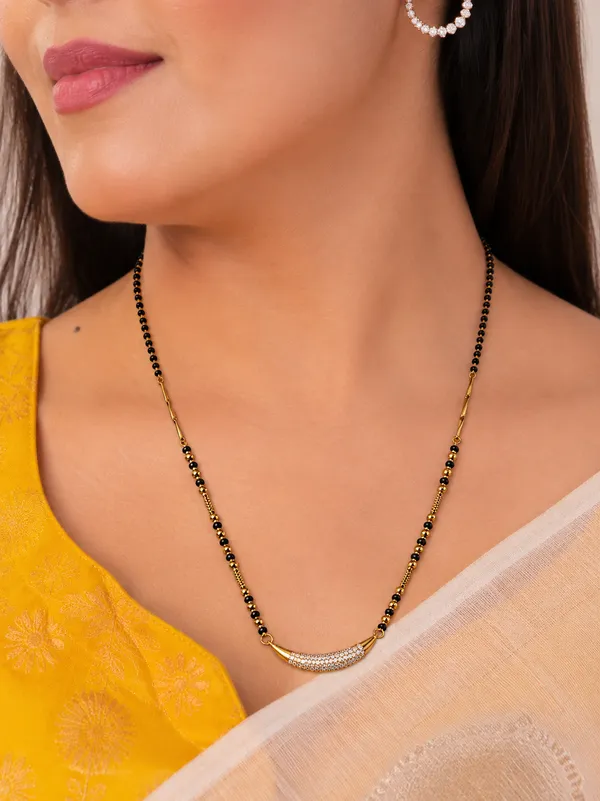 Gold_Alloy_With_Black_Beads_Mangalsutra_Necklace_For_Women