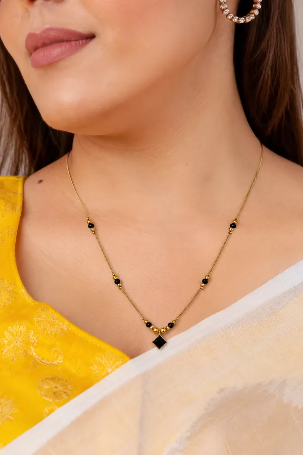 Gold_And_Black_Alloy,_Black_Beads_Mangalsutra_Necklace_For_Women