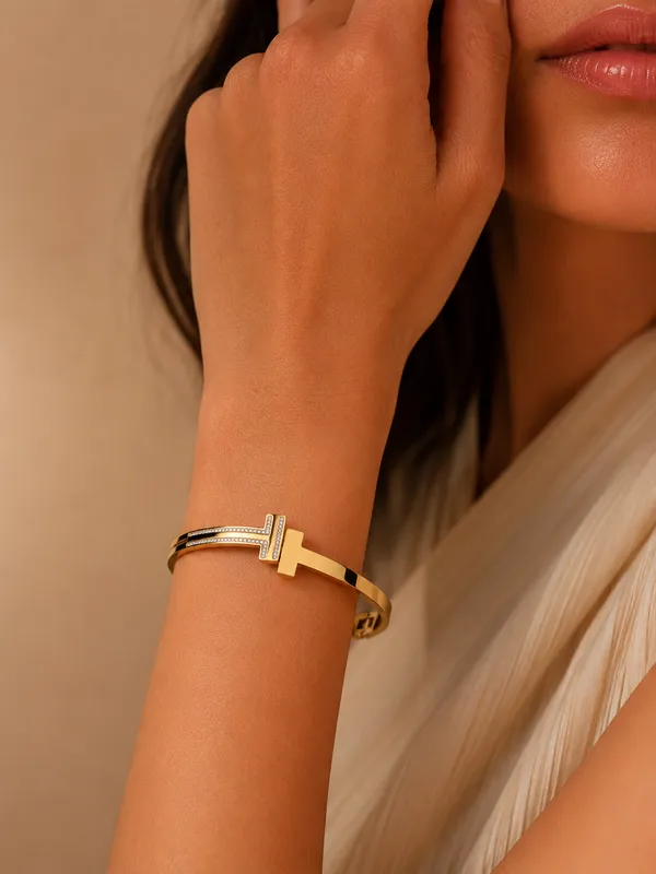 Gold_Stainless_Steel_Bangle_Bracelet_For_Women