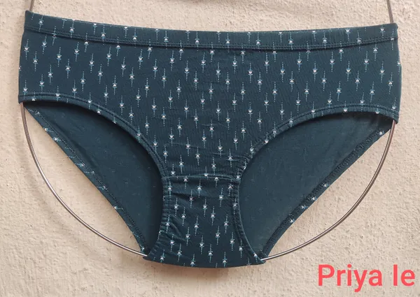 Priya_Ie_Multicolor_Cotton_print_3_High-Waist_Panties_For_Women_Pack_Of_3