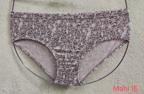 Mahi_IE_3_Multicolor_Cotton_Print_3_Panties_For_Women_Pack_Of_3