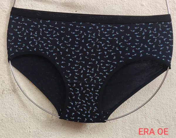 Era_Oe_Multicolor_Cotton_Print_3_Mid-Rise_Panties_For_Women_Pack_Of_3