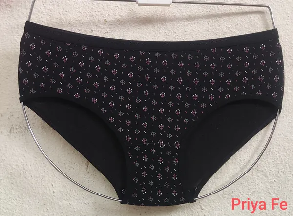 PRIYA_FE_Multicolor_Cotton_Print_3_Panties_For_Women_Pack_Of_3