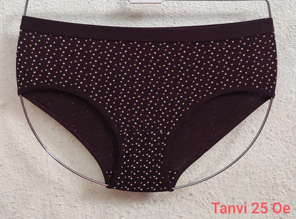 Tanvi_25_Oe_Multicolor_Cotton_print_1_Hipster_Panties_For_Women_Pack_Of_3