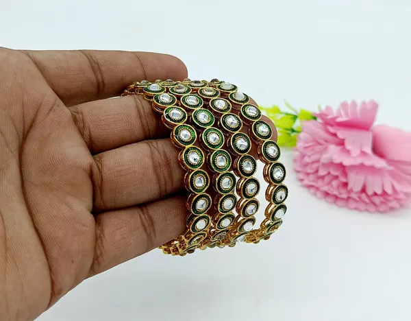 Set_Of_4_Gold-Plated_&_Green_Kundan-Studded_Rajwadi_Bangles