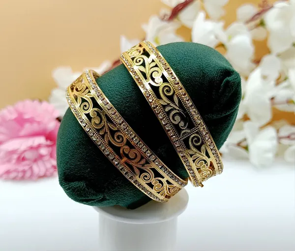 Bangles:_Gold_Plated_Indian_Bridal_Jewelry,_Designer_Traditional_Wedding,_Gift
