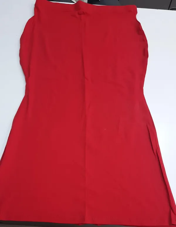 Women'S_Red_Saree_Shaper