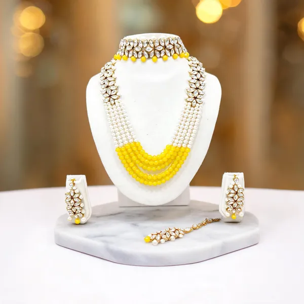 Yellow_And_Gold_Jewellery_Set_Alloy_For_Women_Pack_Of_1