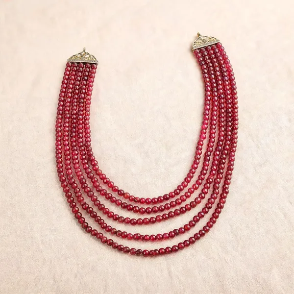 Maroon_Necklace_Alloy_For_Unisex_Pack_Of_1